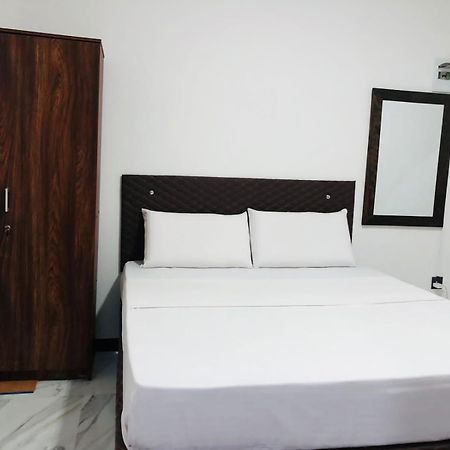 Kandy Railway Inn Екстериор снимка